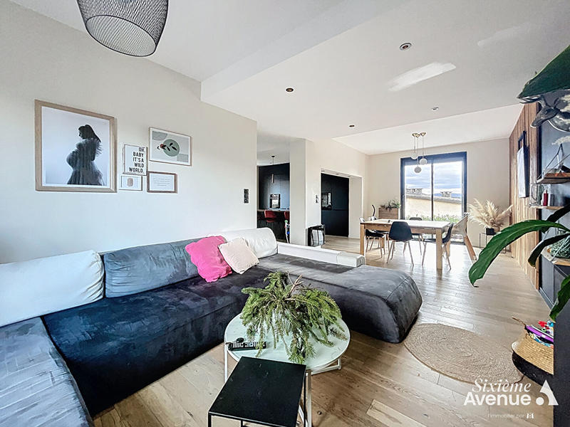 Maison - 160 m² - 7 pièces