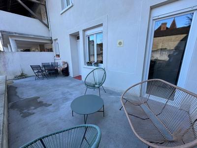 Maison de ville - 146 m² - 6 pièces