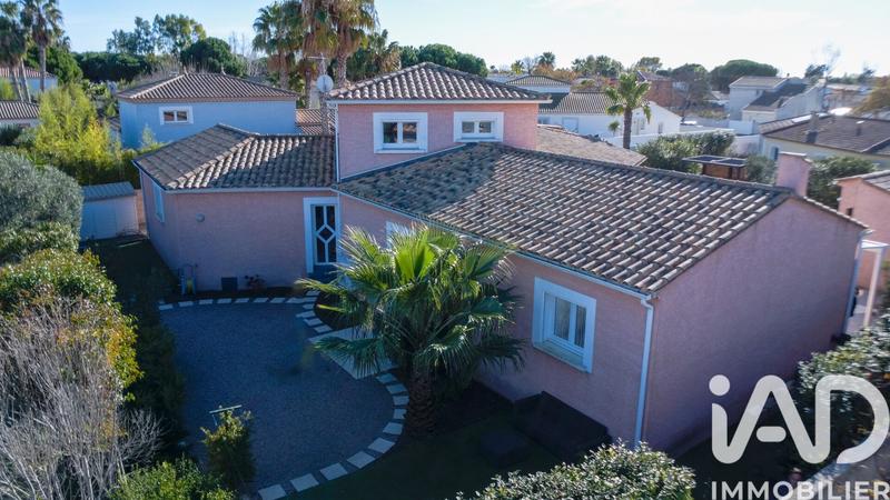 Maison - 198 m² - 7 pièces