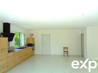 Maison traditionnelle - 120 m² - 5 pièces