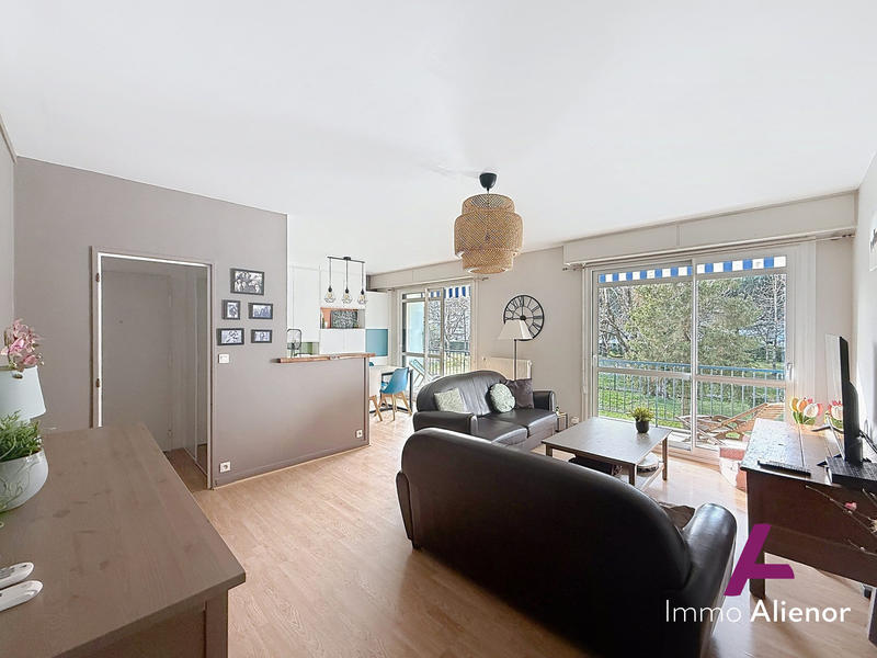 Appartement - 92 m² - 4 pièces