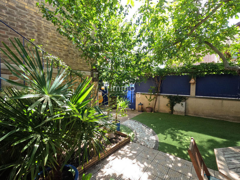 Villa - 90 m² - 4 pièces