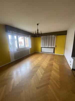 Maison - 207 m² - 9 pièces