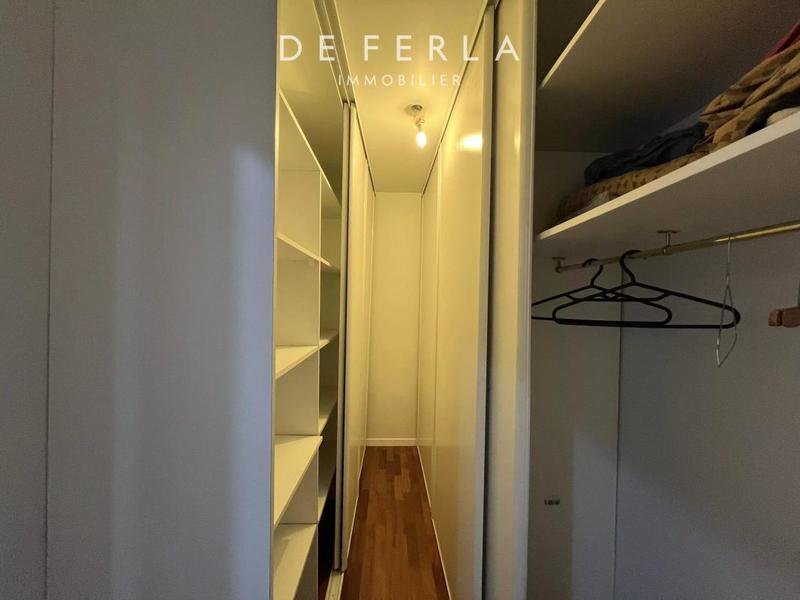 Appartement - 80 m² - 3 pièces