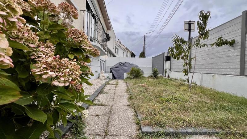 Maison - 137 m² - 6 pièces