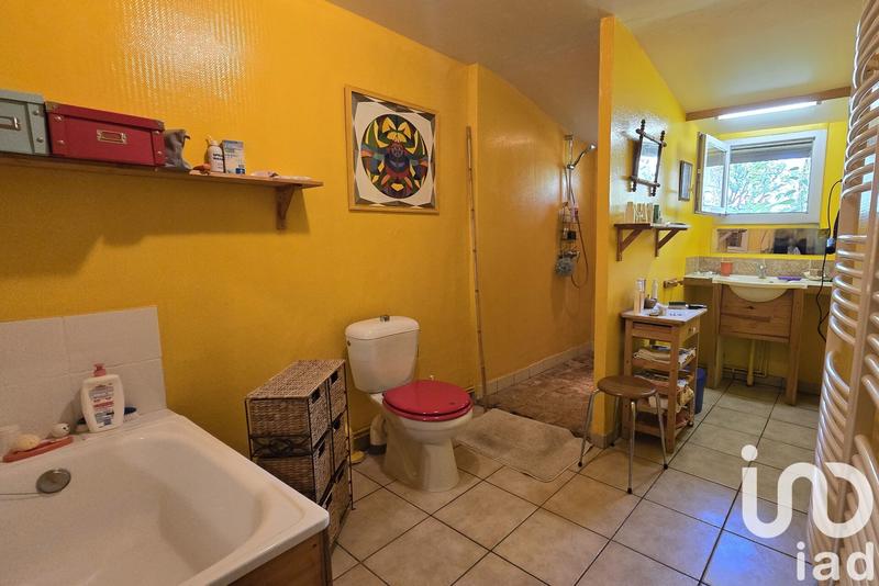 Maison - 223 m² - 8 pièces