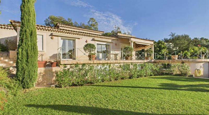 Appartement - 150 m² - 5 pièces