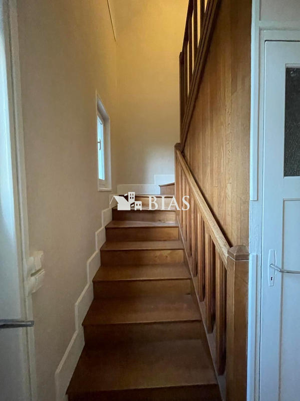 Maison - 97 m² - 5 pièces