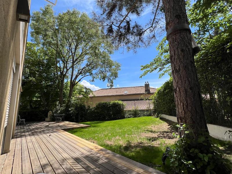 Appartement - 136 m² - 5 pièces