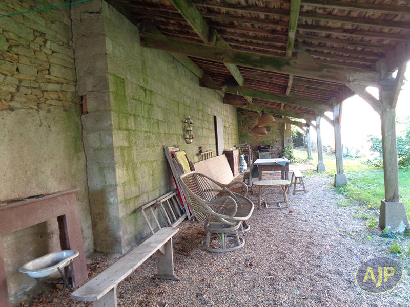 Maison - 250 m² - 13 pièces