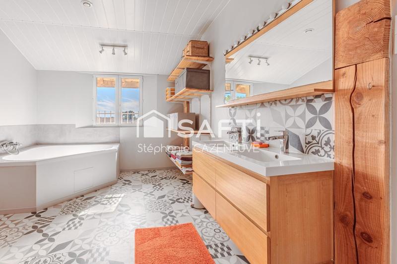 Maison - 440 m² - 11 pièces