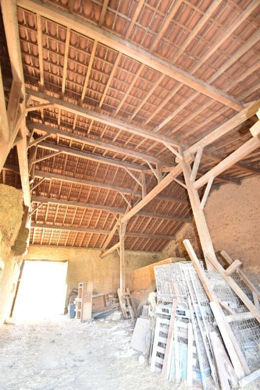 Corps de ferme - 1 260 m² - 14 pièces