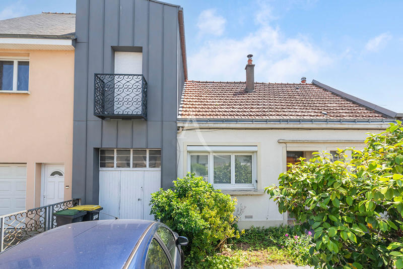 Maison - 94 m² - 4 pièces