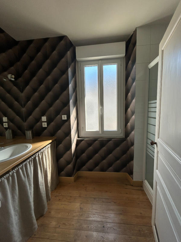 Maison - 101 m² - 5 pièces