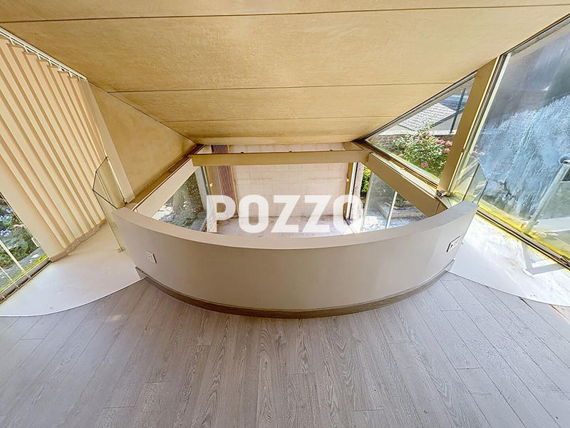 Maison - 440 m² - 19 pièces