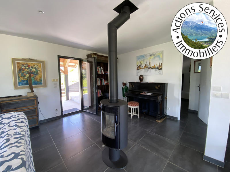 Maison - 166 m² - 6 pièces