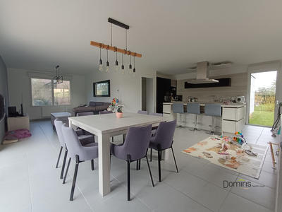 Maison - 101 m² - 4 pièces