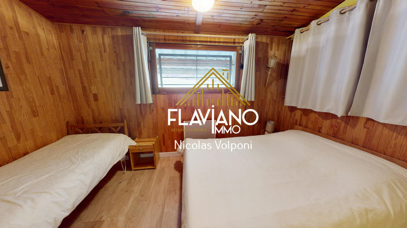 Appartement - 100 m² - 5 pièces