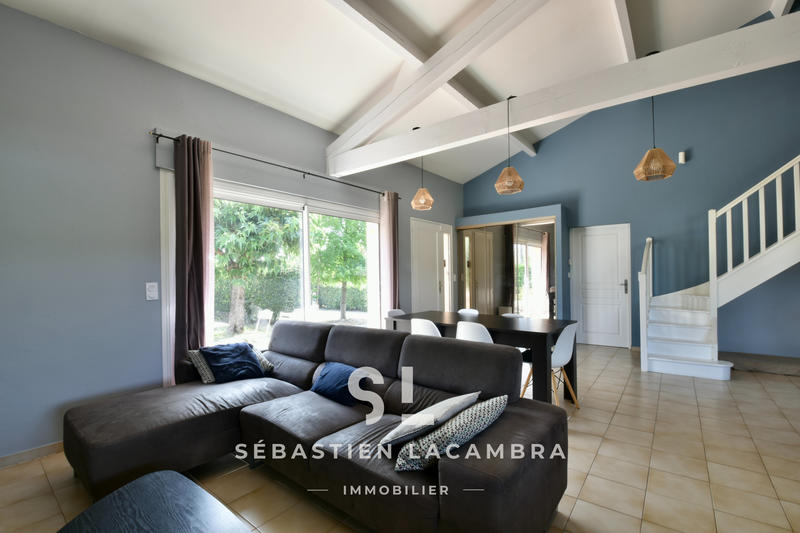 Maison - 162 m² - 7 pièces