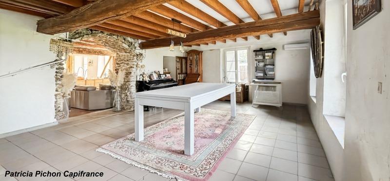 Maison - 308 m² - 14 pièces