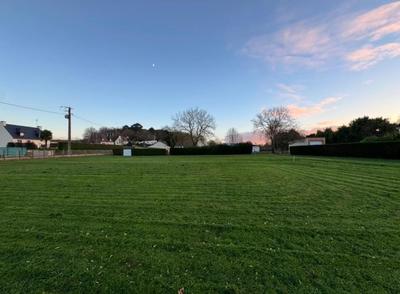 Terrain constructible - 725 m²