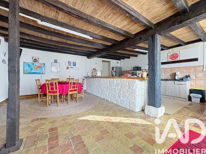 Maison - 165 m² - 8 pièces