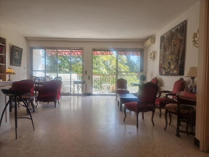 Appartement - 102 m² - 4 pièces