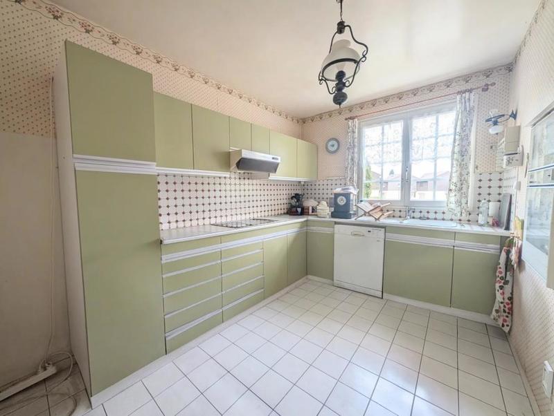 Maison - 138 m² - 7 pièces