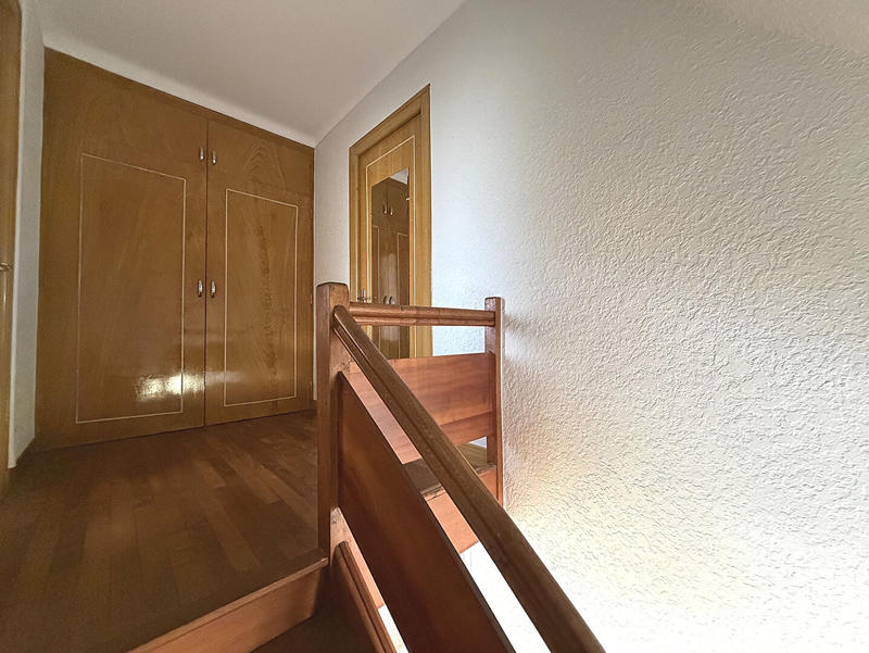 Maison - 201 m² - 8 pièces