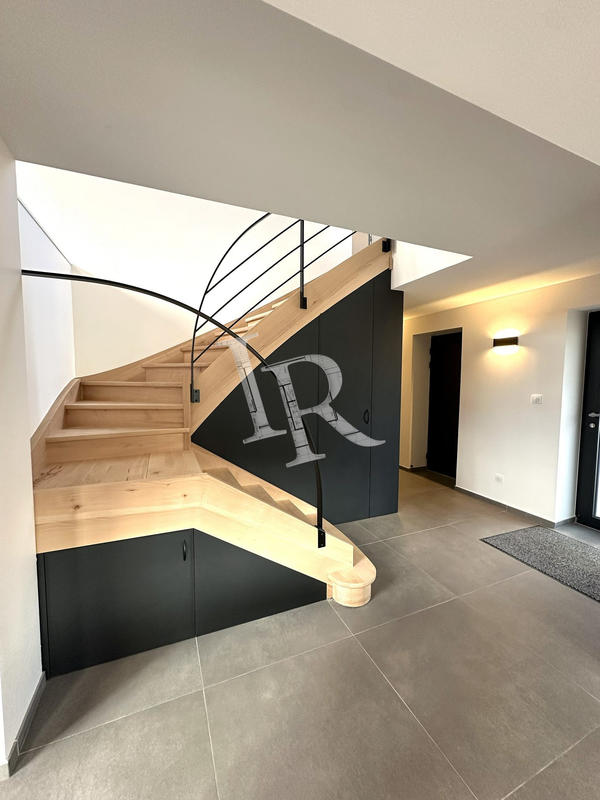 Maison - 128 m² - 5 pièces