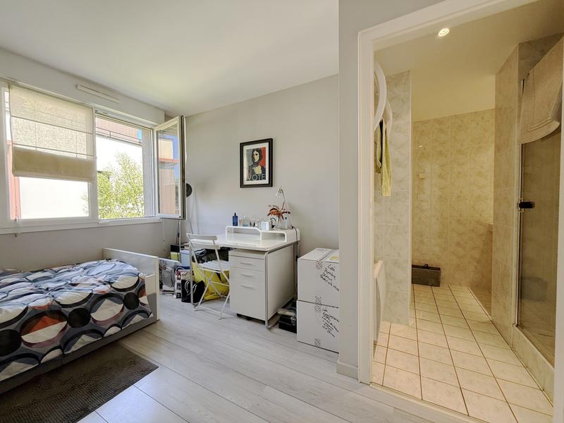 Appartement - 120 m² - 5 pièces