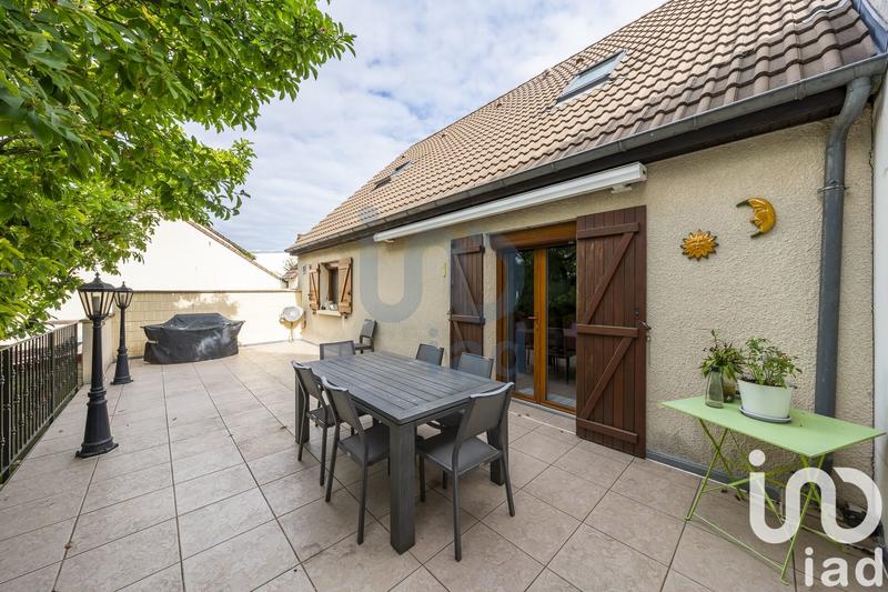 Maison - 115 m² - 5 pièces