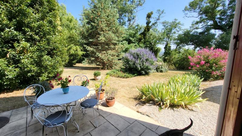 Maison - 296 m² - 13 pièces