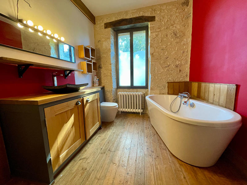 Maison - 150 m² - 7 pièces