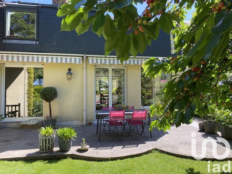 Maison de maîtres - 174 m² - 8 pièces