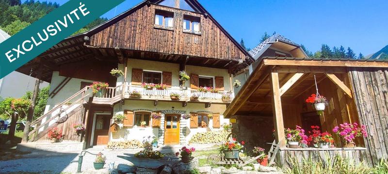 Châlet - 288 m² - 7 pièces