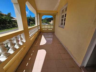 Maison - 200 m² - 10 pièces