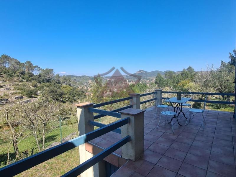 Propriété - 110 m² - 5 pièces