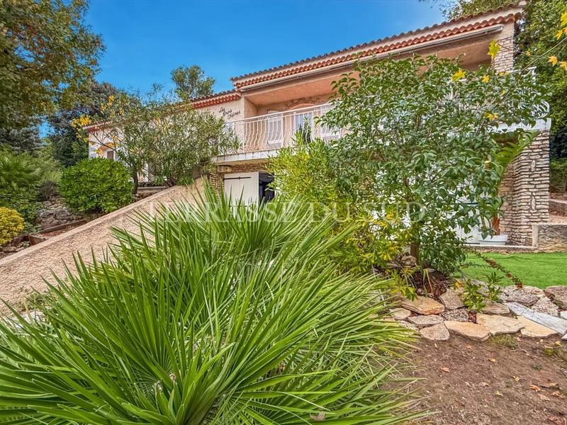 Maison - 162 m² - 7 pièces