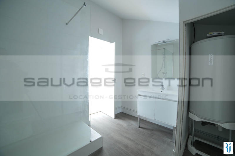 Appartement - 94 m² - 4 pièces