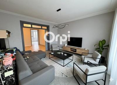 Maison - 177 m² - 5 pièces