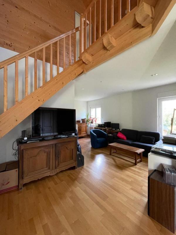 Maison - 200 m² - 8 pièces