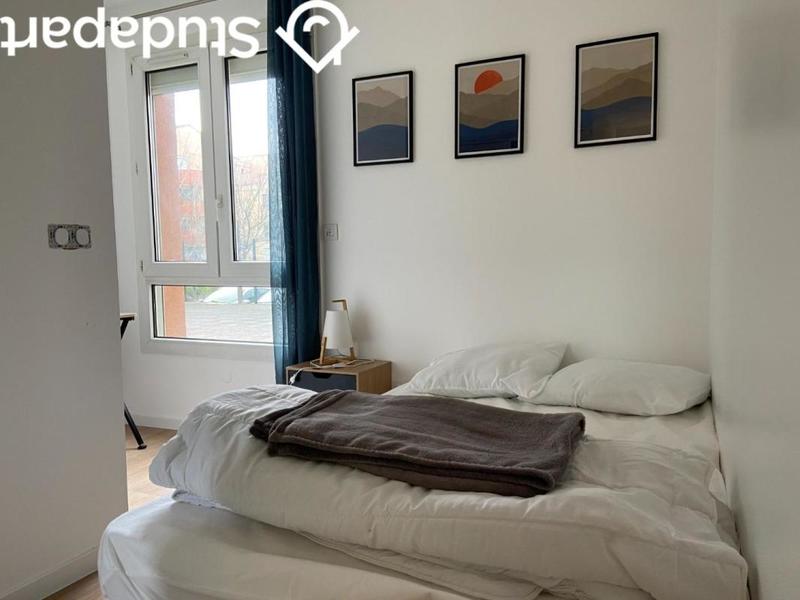 Chambre - 9 m² - 1 pièce