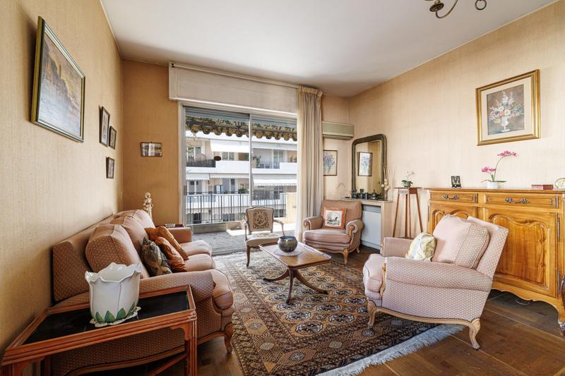 Appartement - 105 m² - 4 pièces