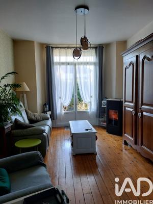 Maison - 93 m² - 5 pièces