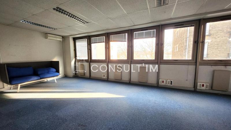 Bureau - 396 m²