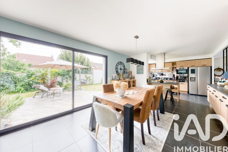 Maison - 166 m² - 6 pièces