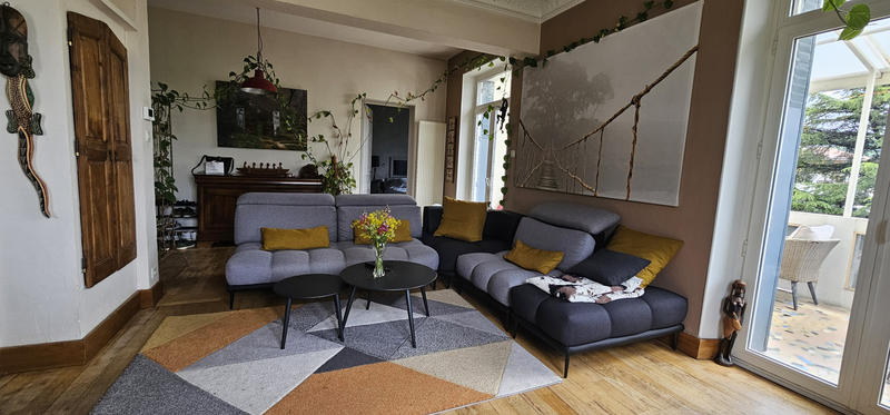 Appartement - 99 m² - 4 pièces