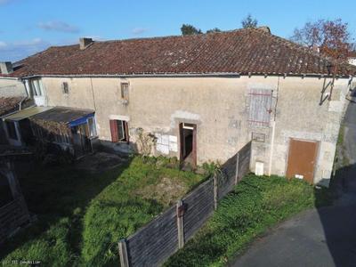 Maison - 80 m² - 5 pièces