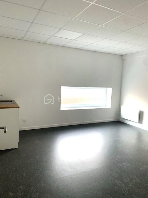 Bureau - 21 m² - 2 pièces